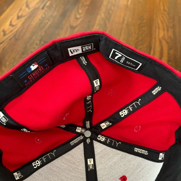 New York Yankees red hat - Picture 7 of 7